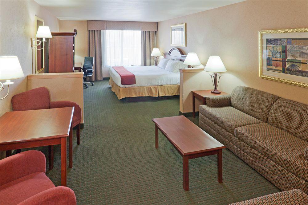 Holiday Inn Express Hotel & Suites Gillette By Ihg חדר תמונה